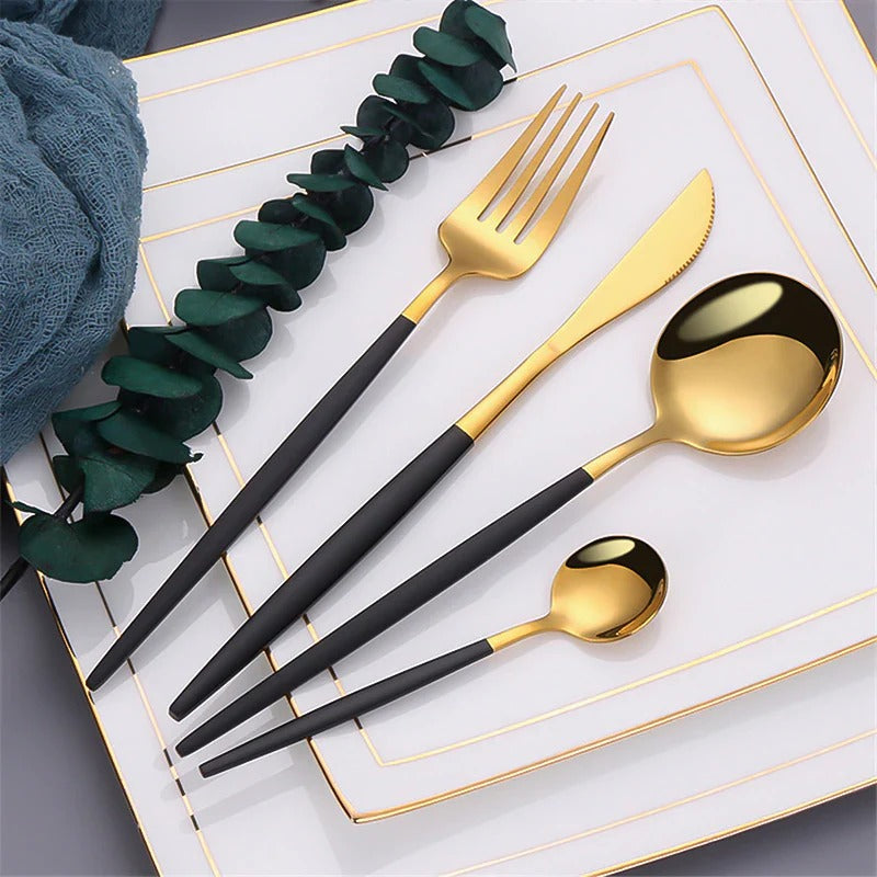 Set tacamuri de lux , 24 piese