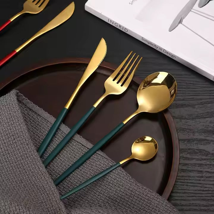Set tacamuri de lux , 24 piese